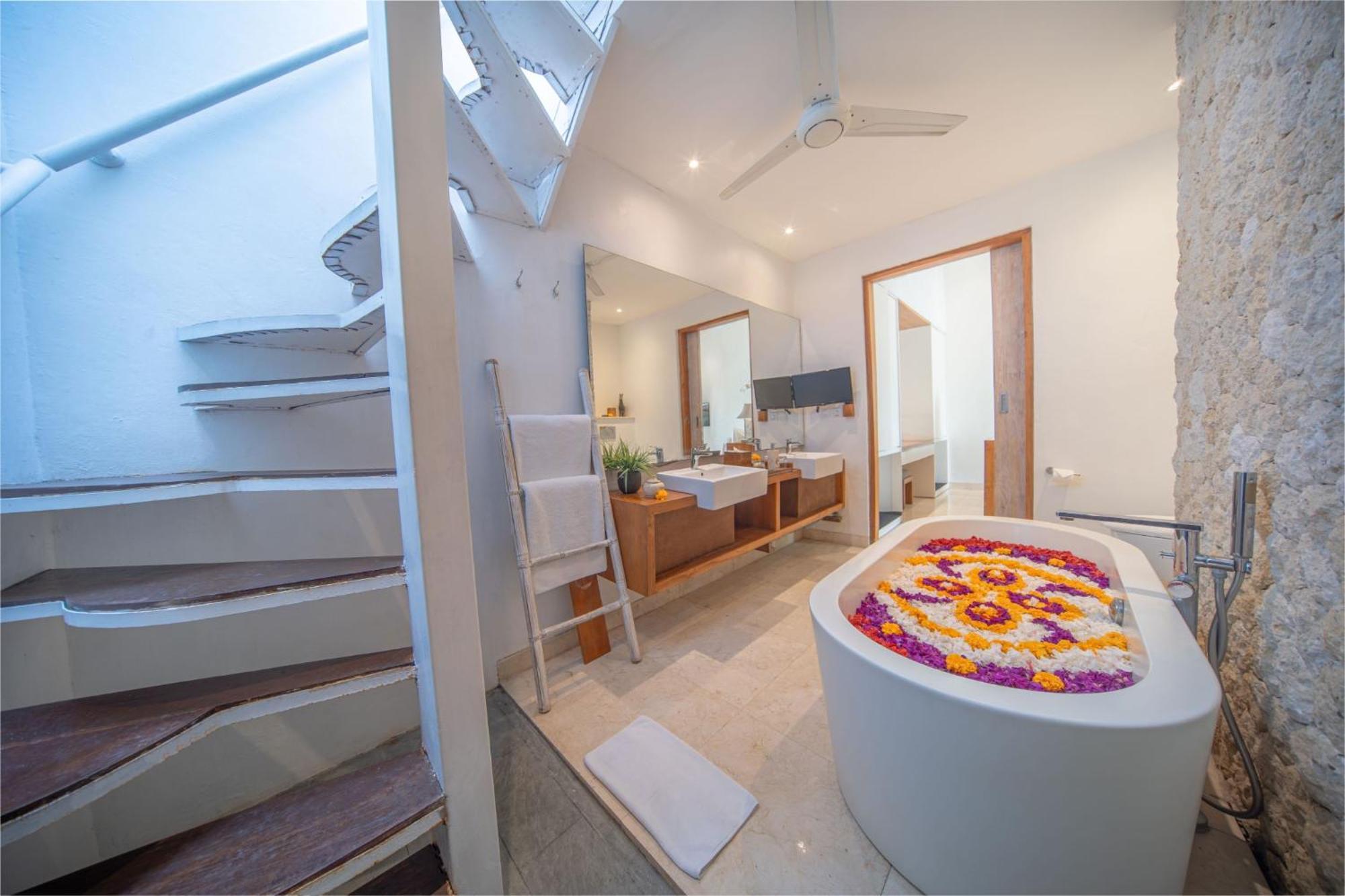 The Jimbaran Villa By Ini Vie Hospitality Ngoại thất bức ảnh